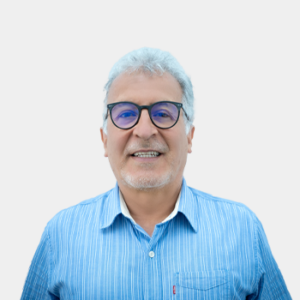 Photograph of team member Fernando Rodriguez