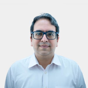 Fotografía del integrante Gustavo Contreras