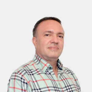 Fotografía del integrante Carlos Leonardo Beltrán