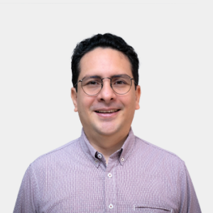 Photograph of team member David Miranda