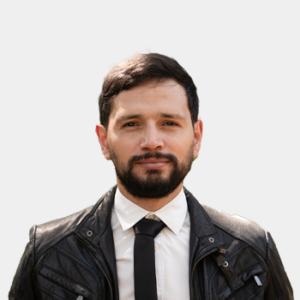 Photograph of team member Nestor Ortiz