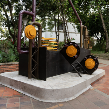 Sculpture of the Faculty of Physical-Mechanical Engineering