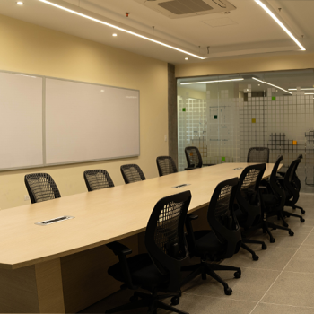 Sala de reuniones de la escuela de Economía